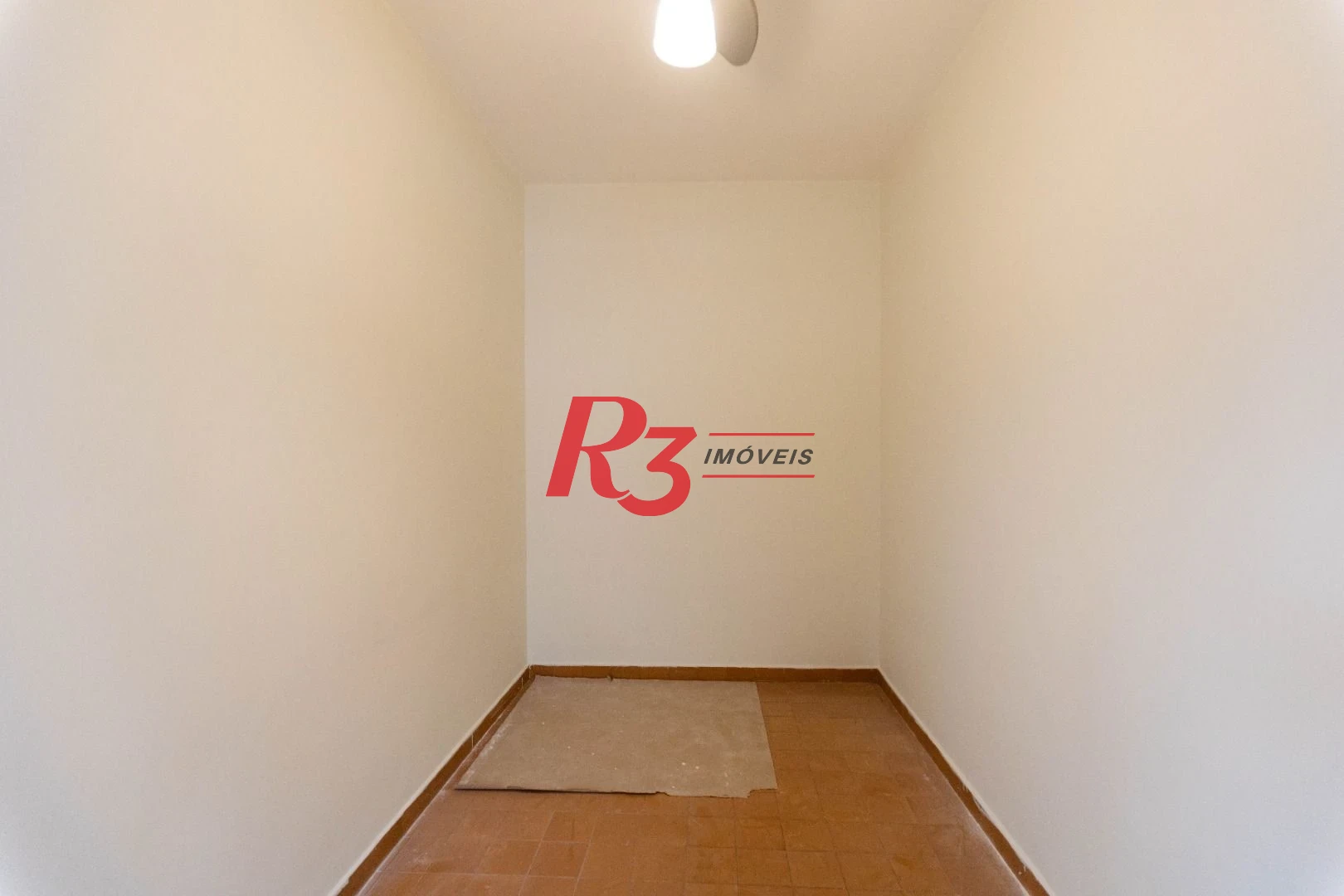 Apartamento com 2 dormitórios à venda, 91 m² por R$ 650.000,00 - Gonzaga - Santos/SP