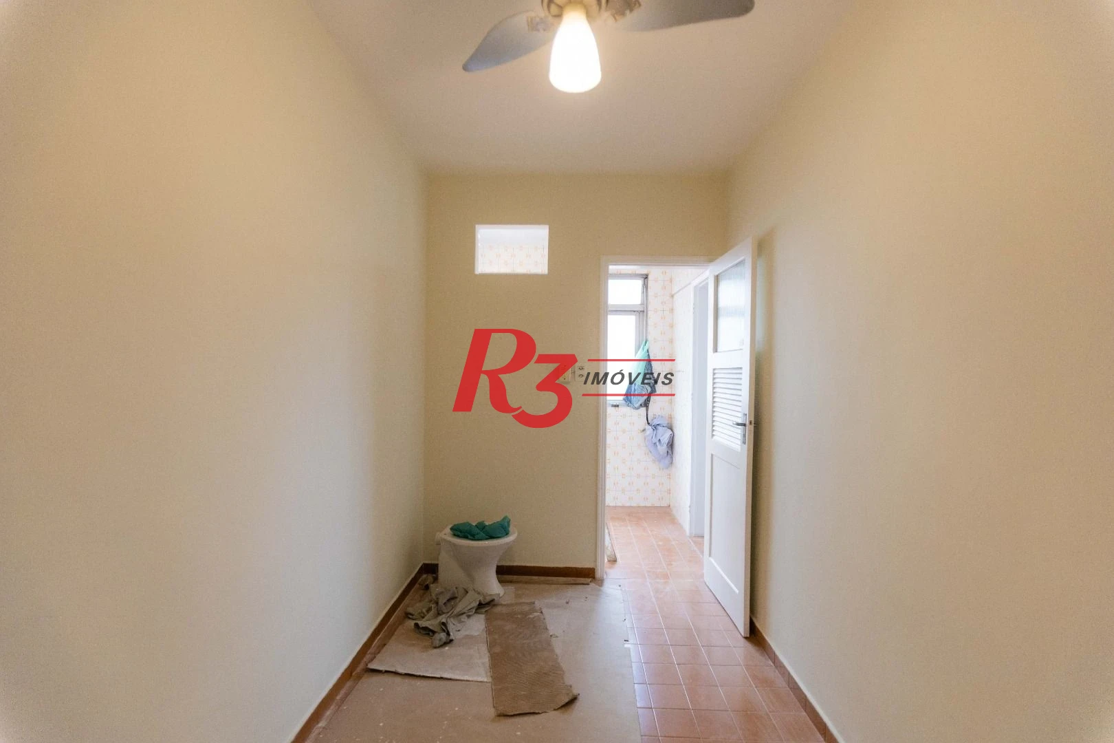 Apartamento com 2 dormitórios à venda, 91 m² por R$ 650.000,00 - Gonzaga - Santos/SP