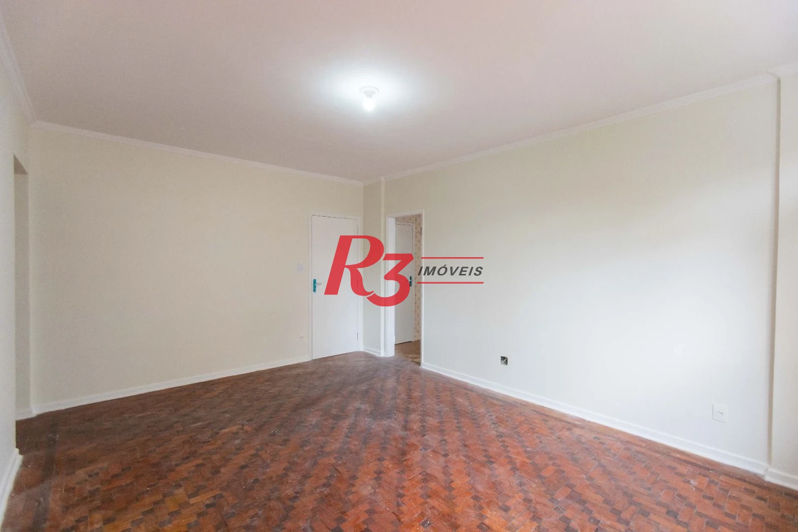 Apartamento com 2 dormitórios à venda, 91 m² por R$ 650.000,00 - Gonzaga - Santos/SP