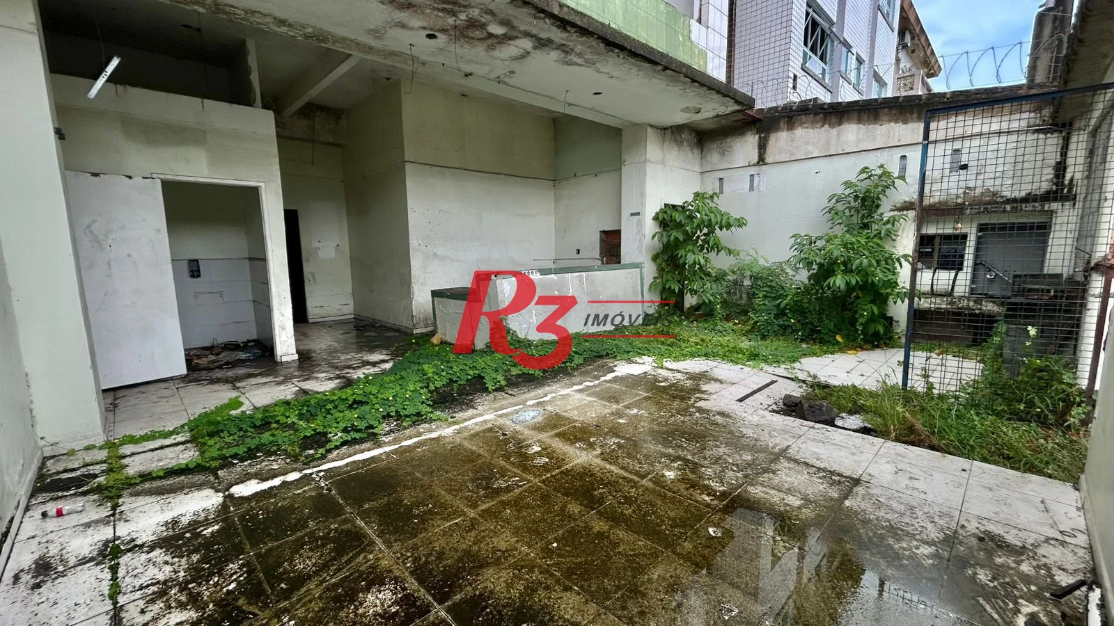 Prédio, 1300 m² - venda por R$ 5.000.000,00 ou aluguel por R$ 61.001,00/mês - Vila Cascatinha - São Vicente/SP