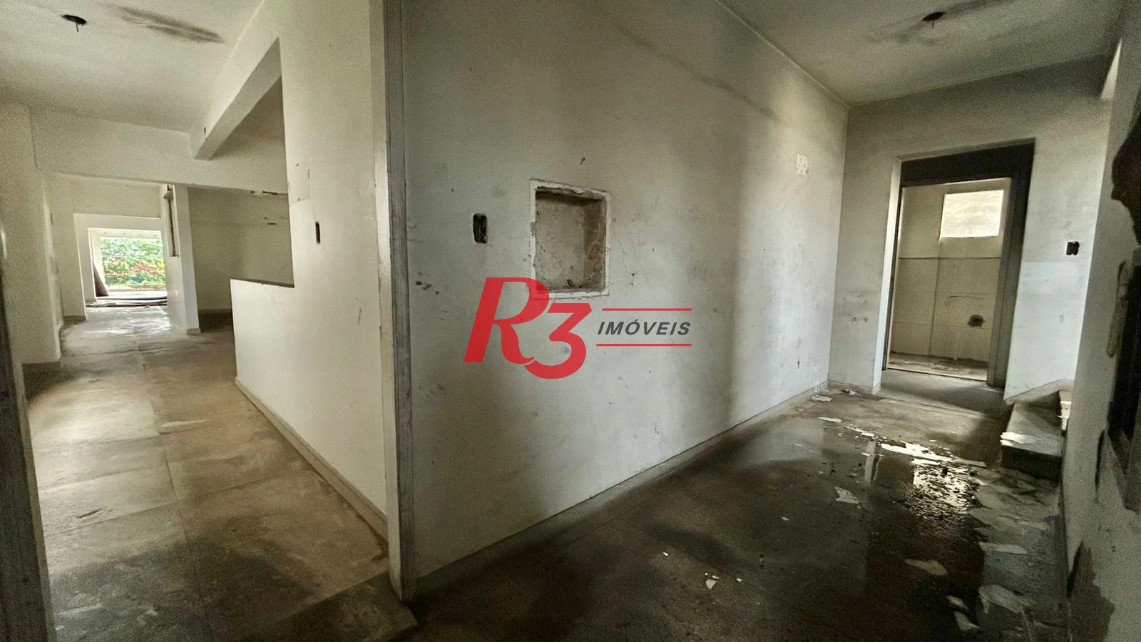 Prédio, 1300 m² - venda por R$ 5.000.000,00 ou aluguel por R$ 61.001,00/mês - Vila Cascatinha - São Vicente/SP