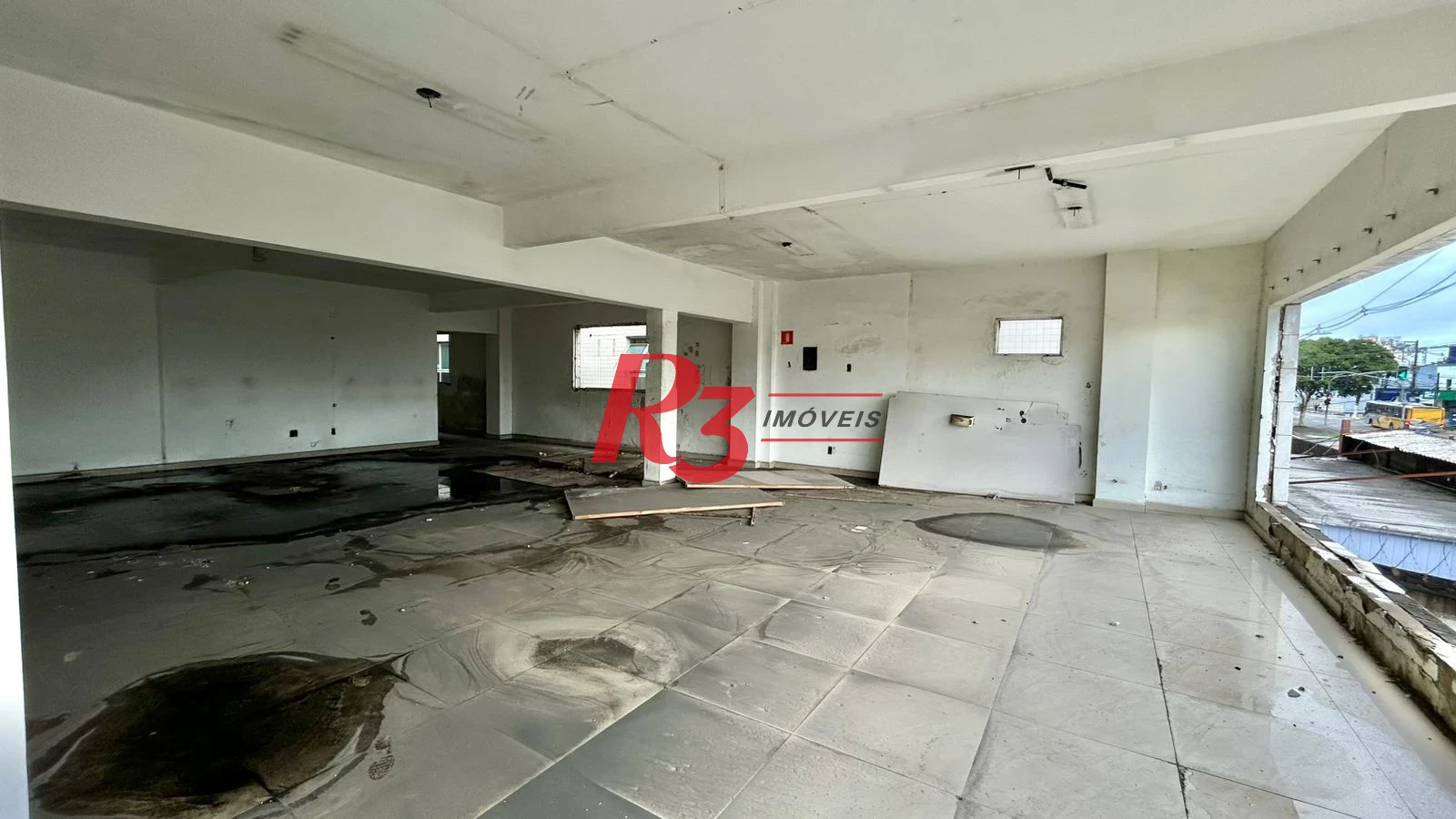 Prédio, 1300 m² - venda por R$ 5.000.000,00 ou aluguel por R$ 61.001,00/mês - Vila Cascatinha - São Vicente/SP