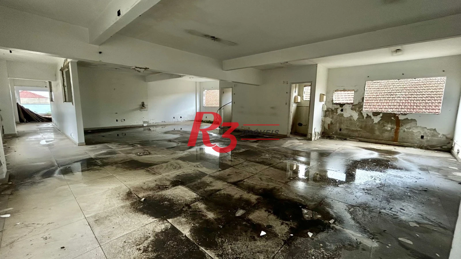 Prédio, 1300 m² - venda por R$ 5.000.000,00 ou aluguel por R$ 61.001,00/mês - Vila Cascatinha - São Vicente/SP