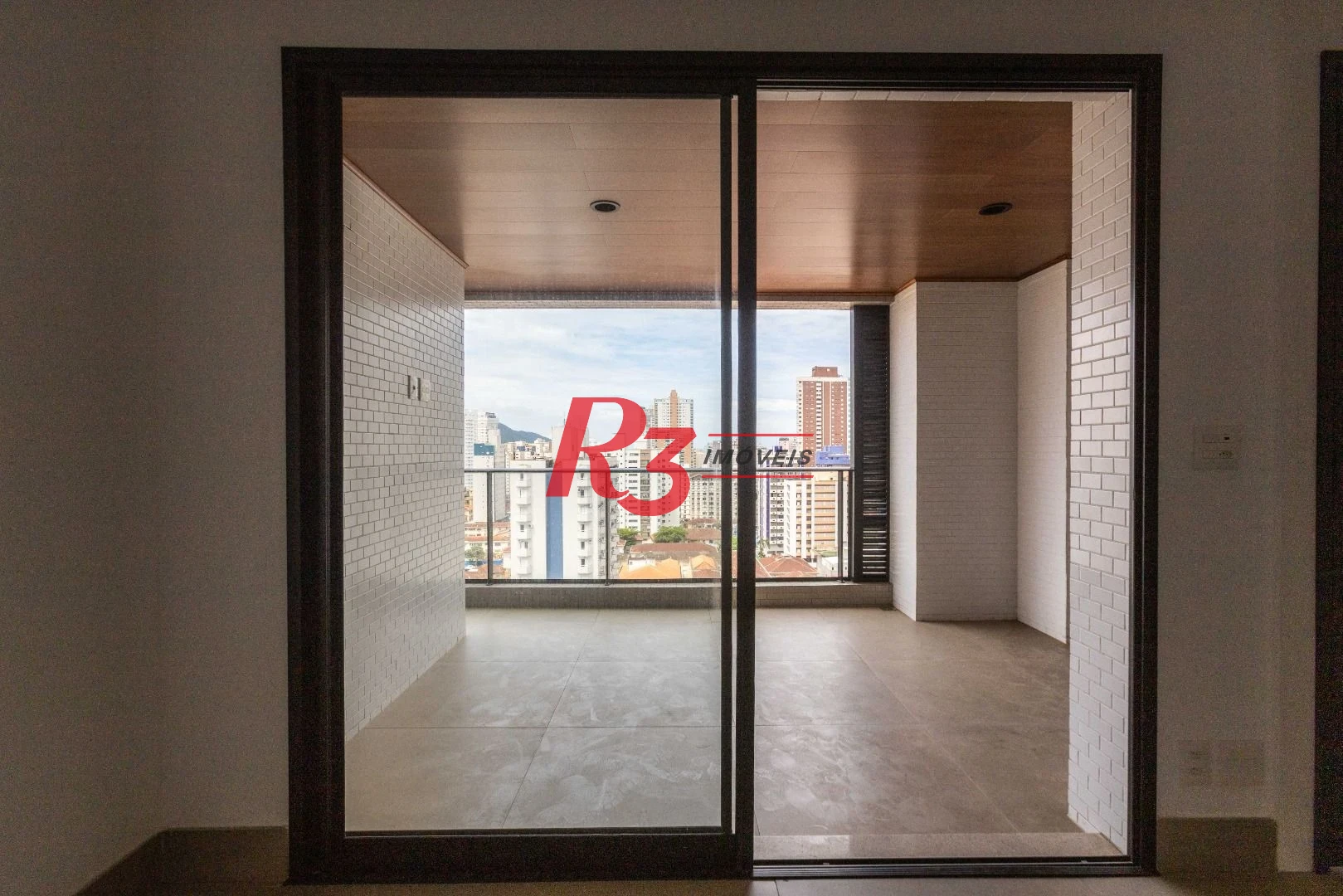 Apartamento com 2 dormitórios à venda, 83 m² por R$ 1.220.000,00 - Boqueirão - Santos/SP
