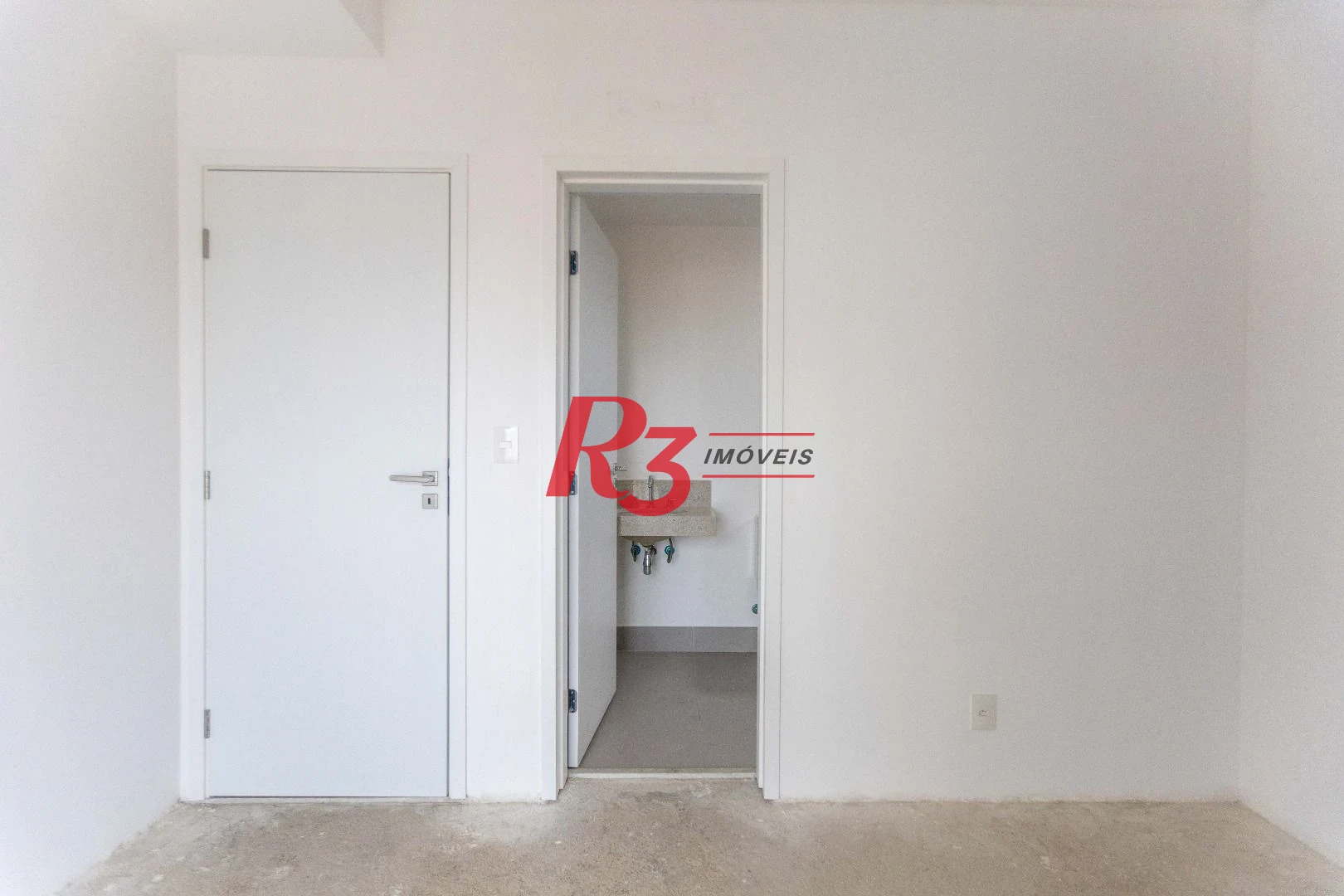 Apartamento com 2 dormitórios à venda, 83 m² por R$ 1.220.000,00 - Boqueirão - Santos/SP