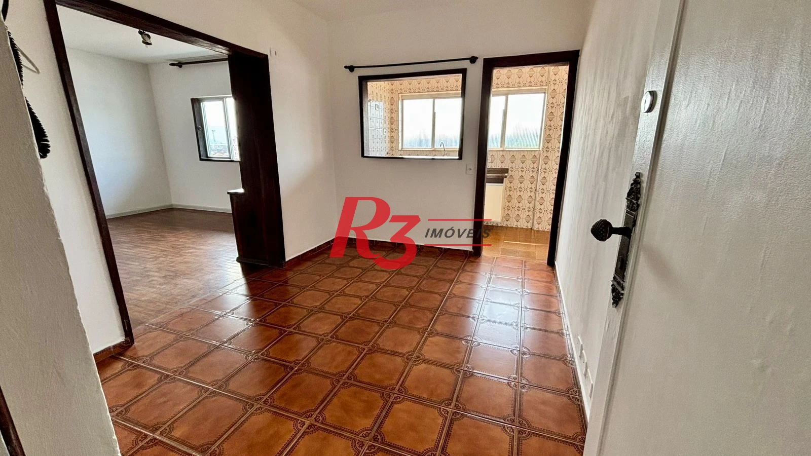 Apartamento com 2 dormitórios à venda, 116 m² por R$ 580.000,00 - Boqueirão - Santos/SP