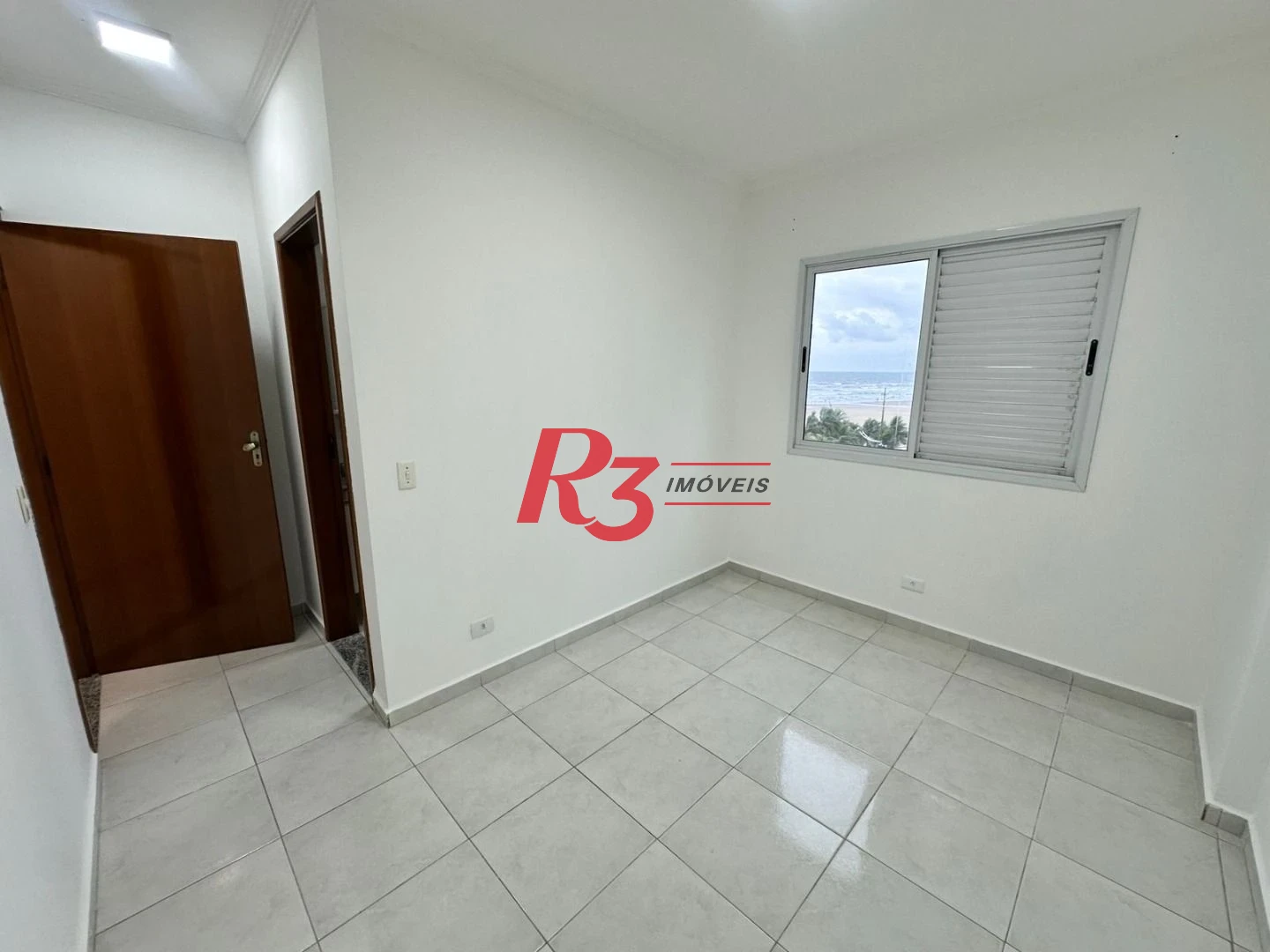 Apartamento com 3 dormitórios para alugar, 170 m² por R$ 8.000,00/mês - Aviação - Praia Grande/SP