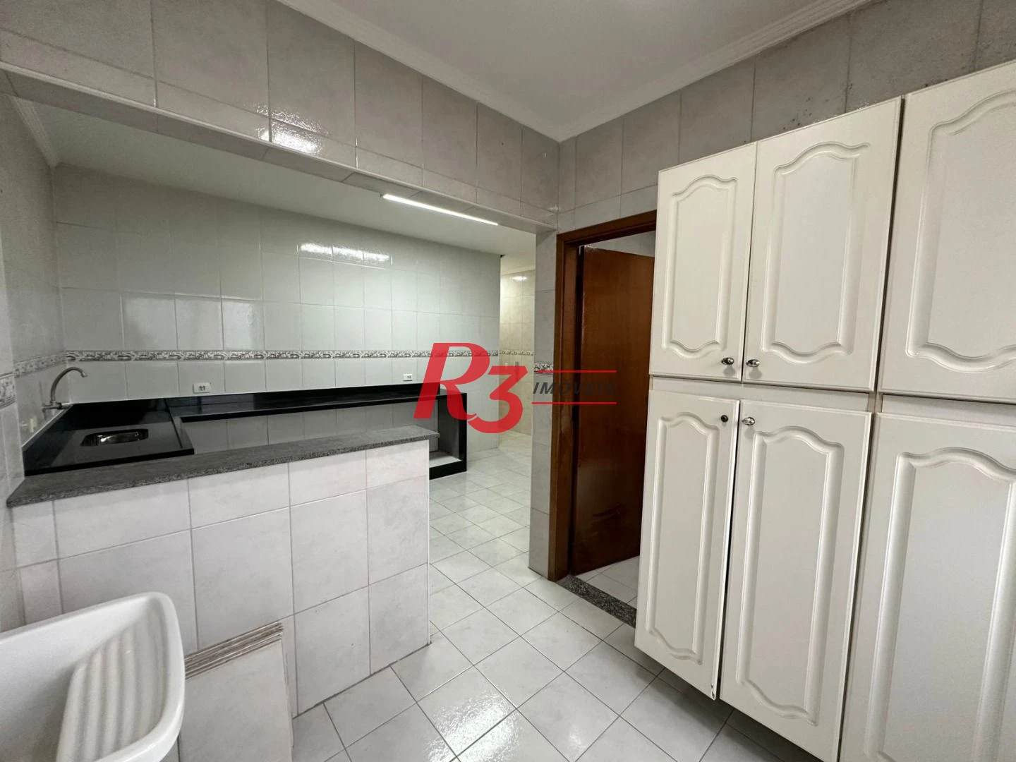 Apartamento com 3 dormitórios para alugar, 170 m² por R$ 8.000,00/mês - Aviação - Praia Grande/SP