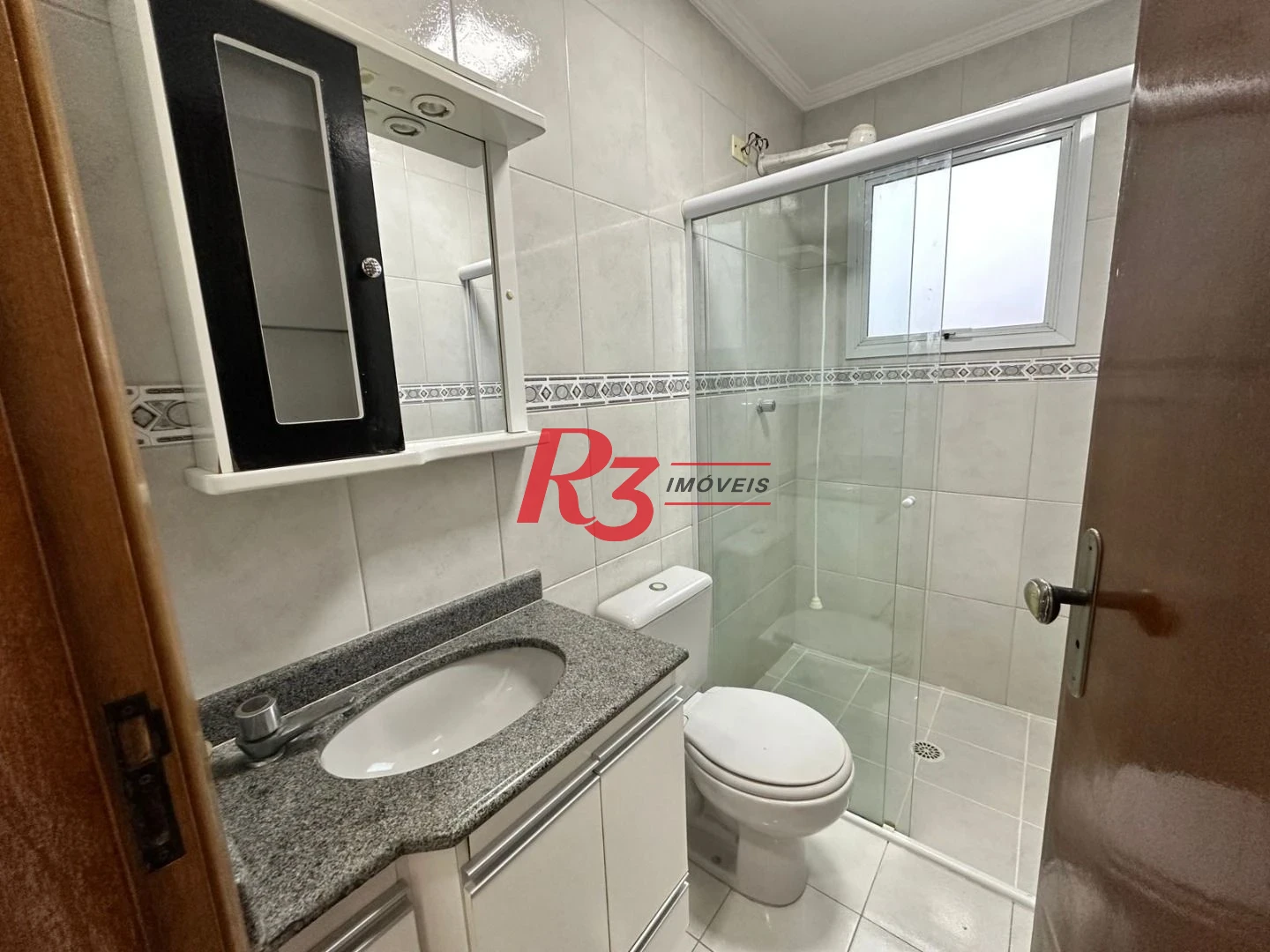 Apartamento com 3 dormitórios para alugar, 170 m² por R$ 8.000,00/mês - Aviação - Praia Grande/SP