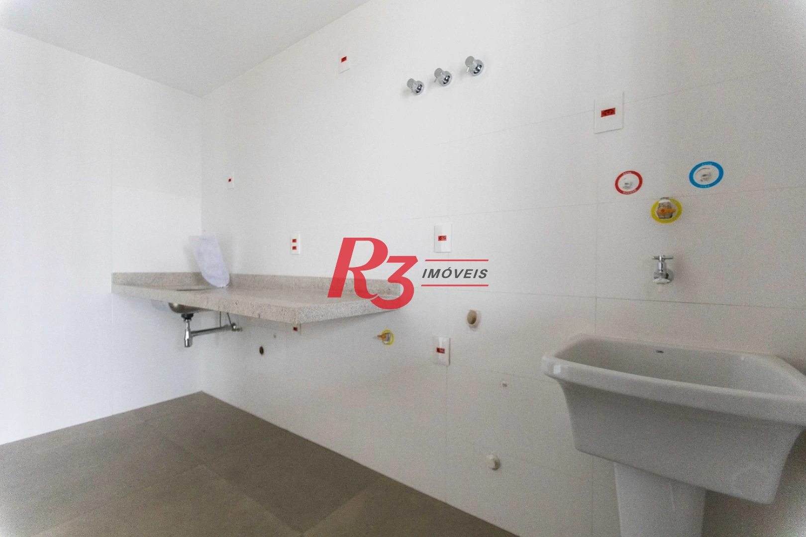 Apartamento com 1 dormitório à venda, 54 m² por R$ 905.000,00 - Boqueirão - Santos/SP