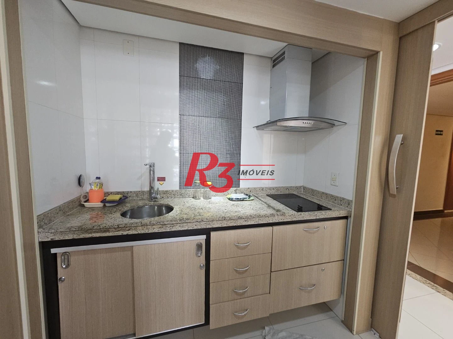 Apartamento com 2 dormitórios à venda, 60 m² por R$ 850.000,00 - Boqueirão - Santos/SP