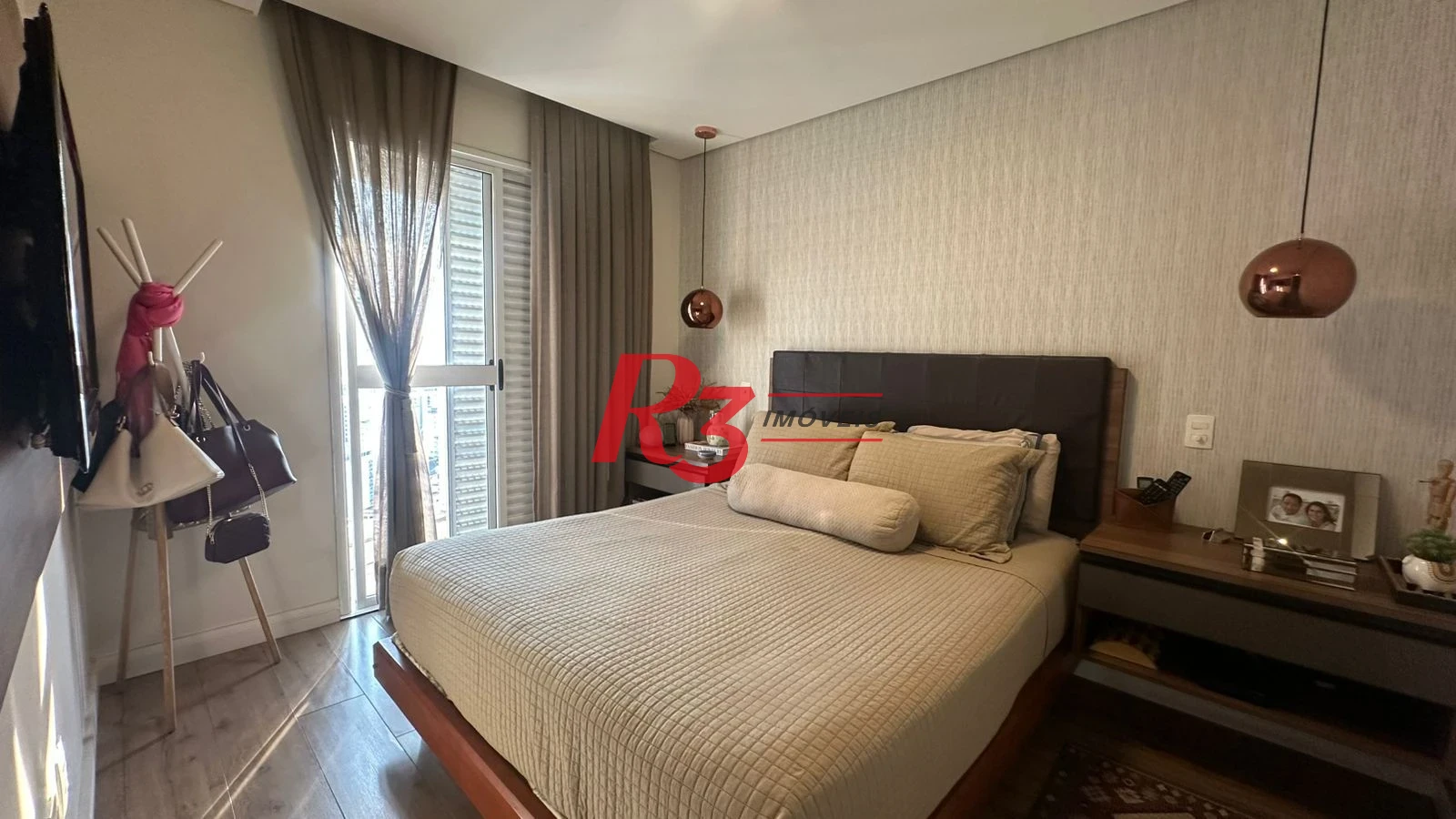 Apartamento com 3 dormitórios à venda, 159 m² por R$ 2.250.000,00 - Gonzaga - Santos/SP
