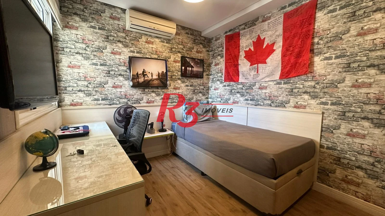 Apartamento com 3 dormitórios à venda, 159 m² por R$ 2.250.000,00 - Gonzaga - Santos/SP