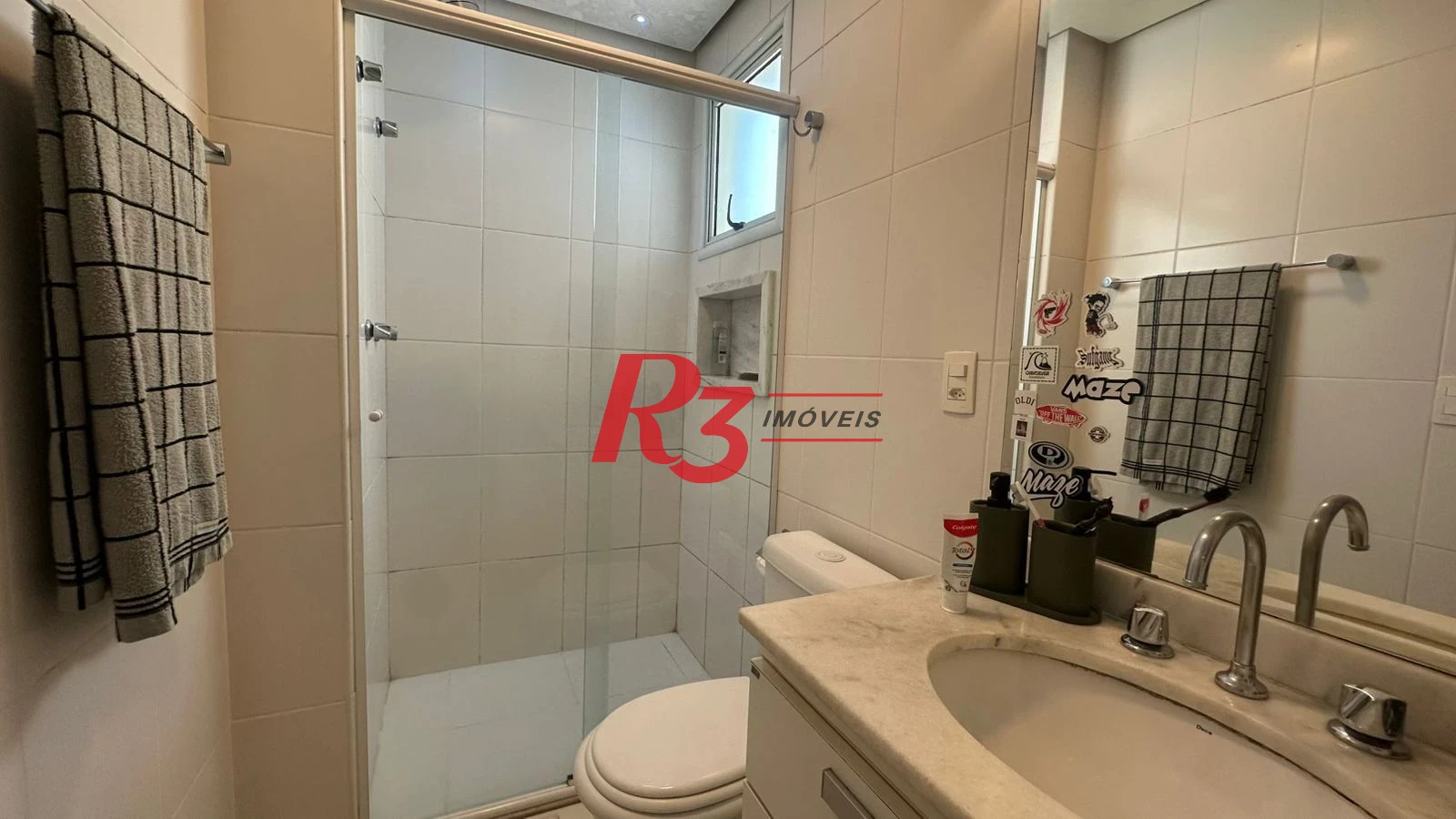 Apartamento com 3 dormitórios à venda, 159 m² por R$ 2.250.000,00 - Gonzaga - Santos/SP