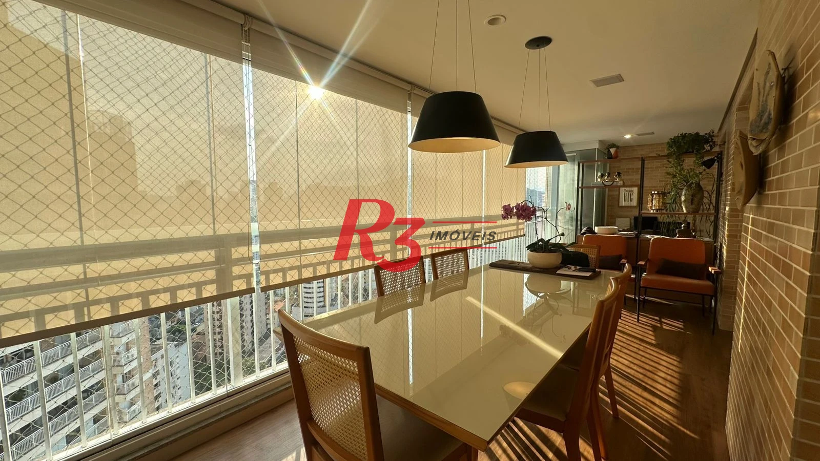 Apartamento com 3 dormitórios à venda, 159 m² por R$ 2.250.000,00 - Gonzaga - Santos/SP
