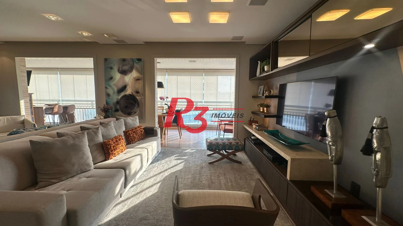 Apartamento com 3 dormitórios à venda, 159 m² por R$ 2.250.000,00 - Gonzaga - Santos/SP