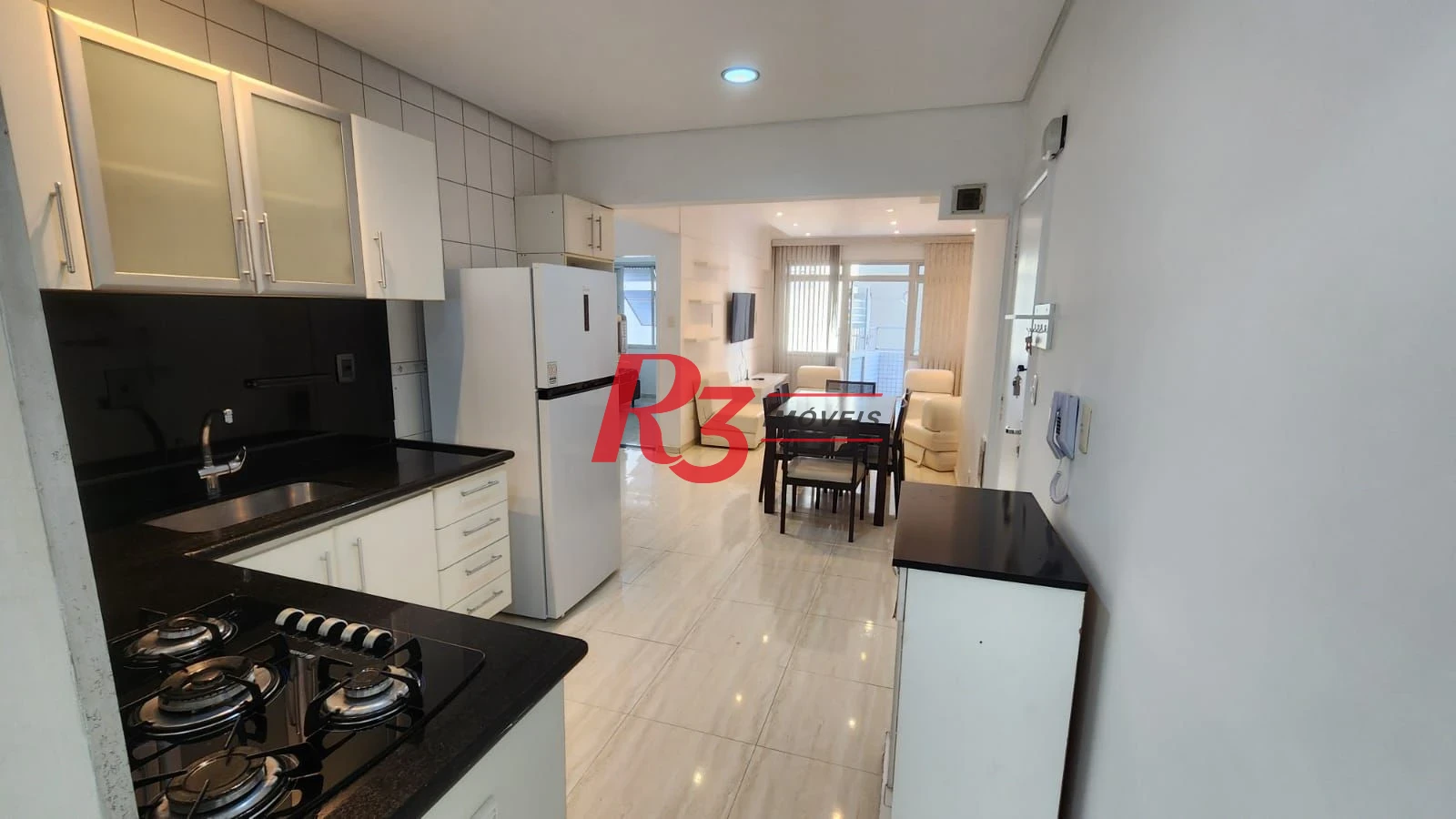 Apartamento com 2 dormitórios à venda, 84 m² por R$ 816.200,00 - Gonzaga - Santos/SP
