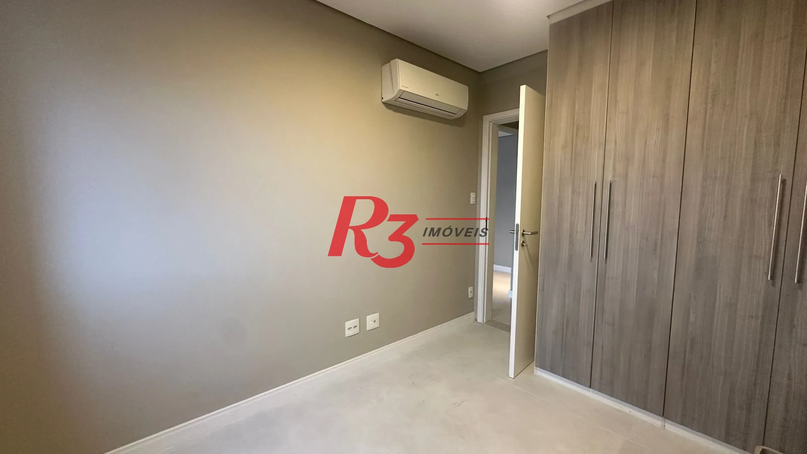 Apartamento com 1 dormitório à venda, 48 m² por R$ 690.000,00 - Ponta da Praia - Santos/SP