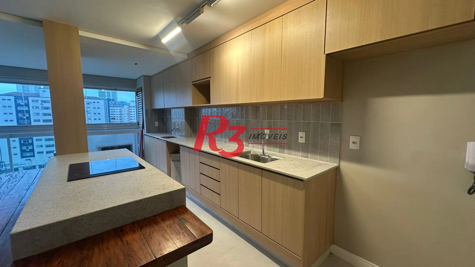 Apartamento com 1 dormitório à venda, 48 m² por R$ 690.000,00 - Ponta da Praia - Santos/SP