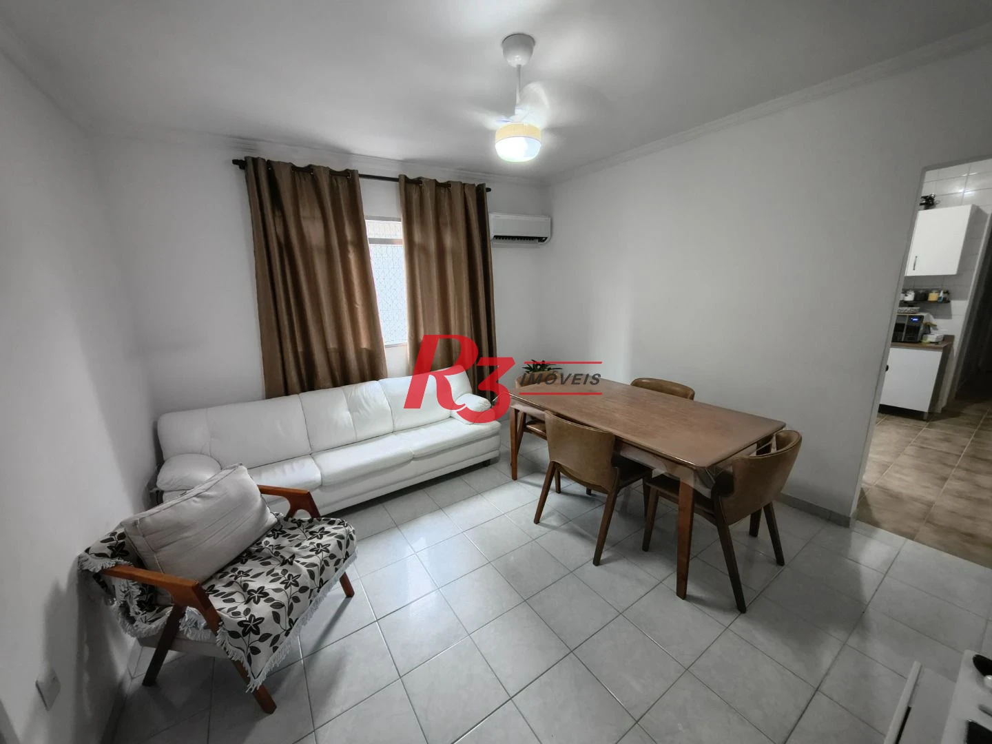 Apartamento com 2 dormitórios à venda, 70 m² por R$ 450.000,00 - Boqueirão - Praia Grande/SP