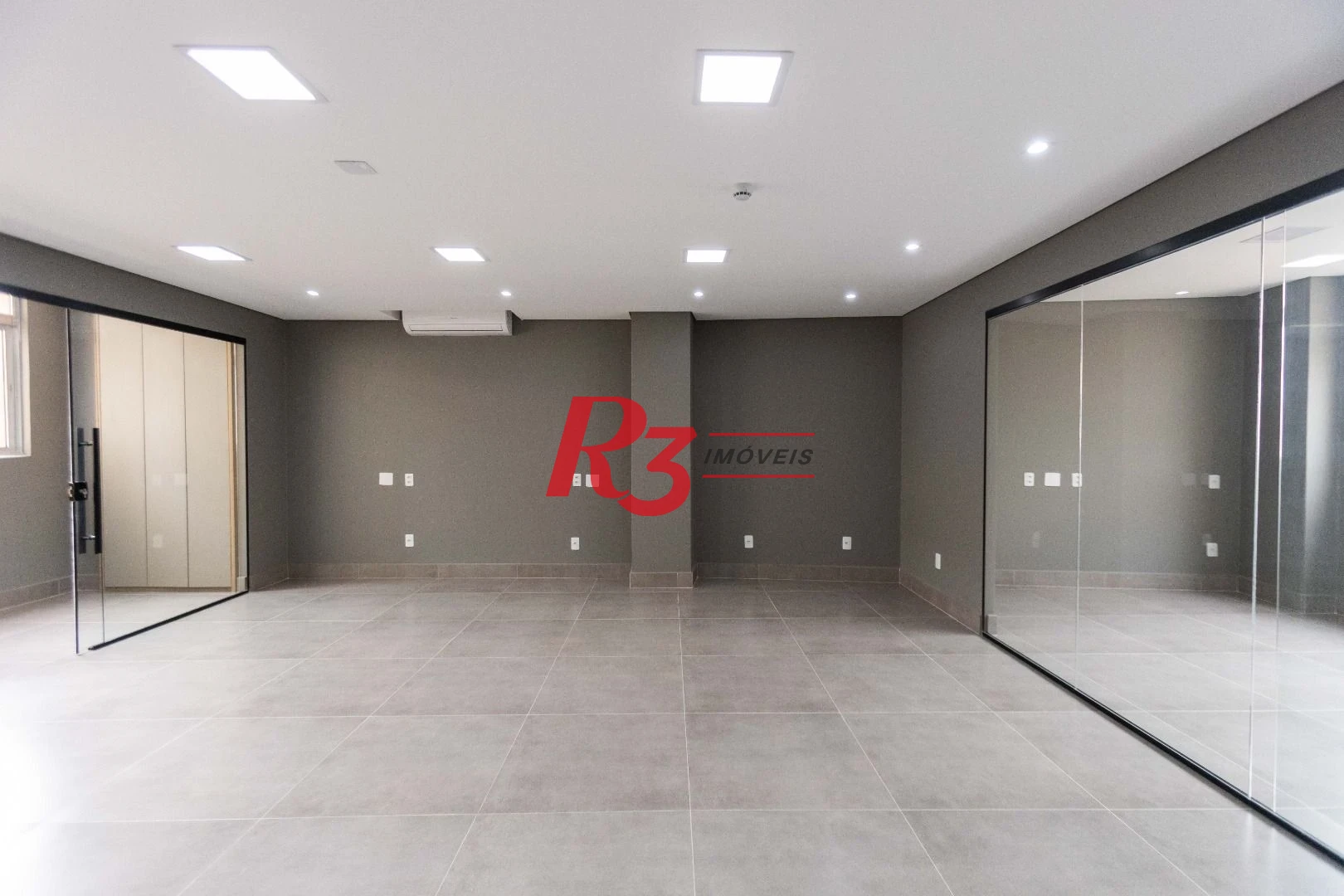 Sala para alugar, 80 m² por R$ 4.000,02/mês - Centro - Santos/SP
