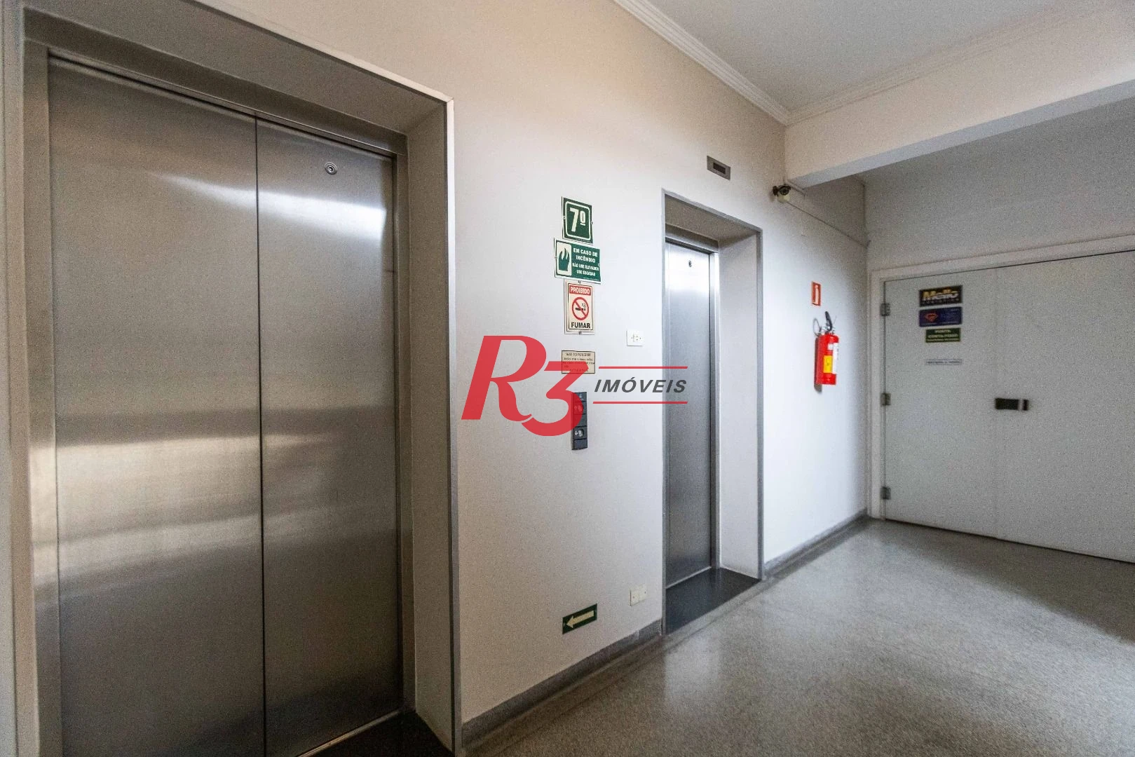 Sala para alugar, 80 m² por R$ 4.000,02/mês - Centro - Santos/SP
