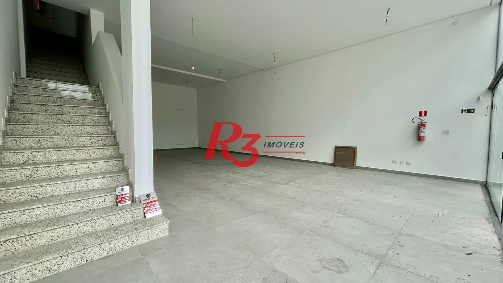 Loja para alugar, 197 m² por R$ 19.872,00/mês - Marapé - Santos/SP
