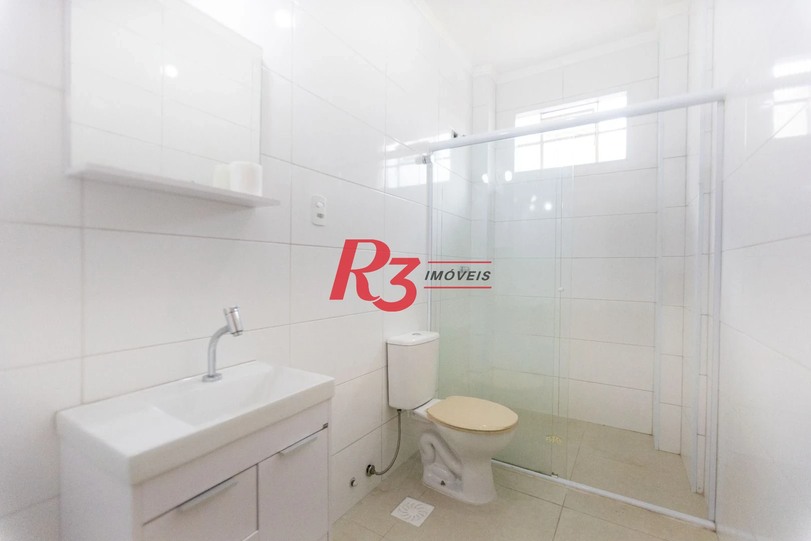 Apartamento com 2 dormitórios à venda, 78 m² por R$ 630.000,00 - Gonzaga - Santos/SP