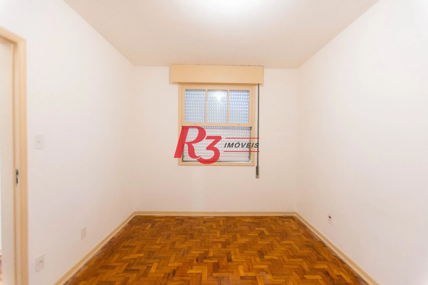 Apartamento com 2 dormitórios à venda, 78 m² por R$ 630.000,00 - Gonzaga - Santos/SP
