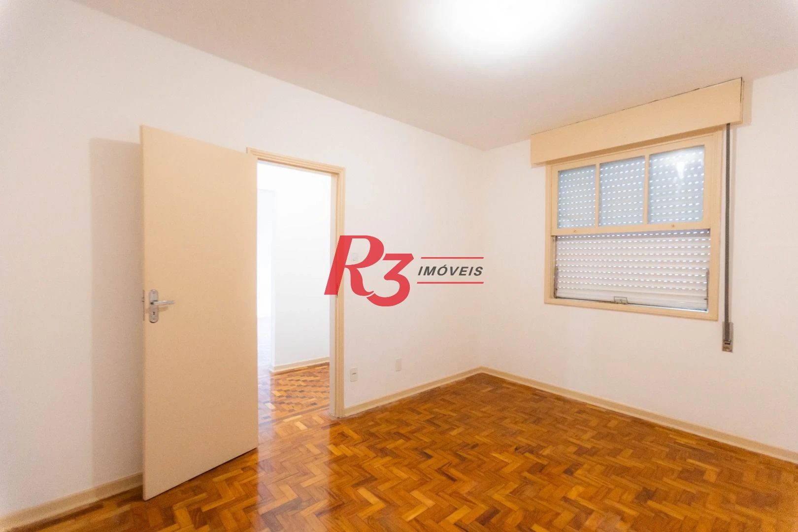 Apartamento com 2 dormitórios à venda, 78 m² por R$ 630.000,00 - Gonzaga - Santos/SP