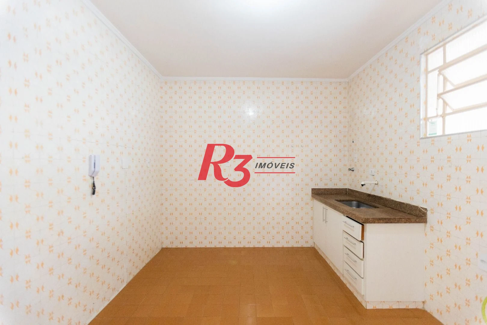 Apartamento com 2 dormitórios à venda, 78 m² por R$ 630.000,00 - Gonzaga - Santos/SP
