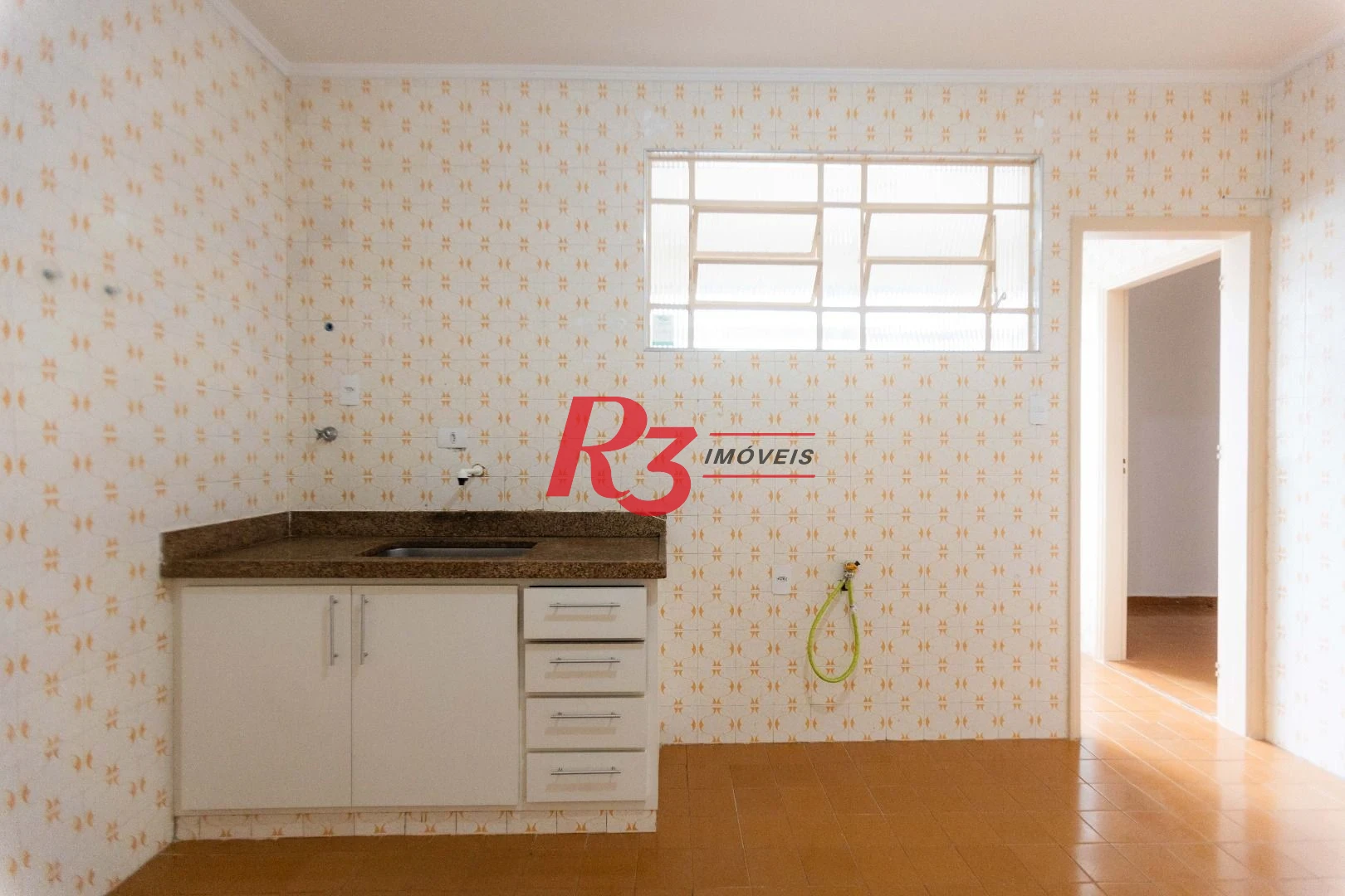 Apartamento com 2 dormitórios à venda, 78 m² por R$ 630.000,00 - Gonzaga - Santos/SP