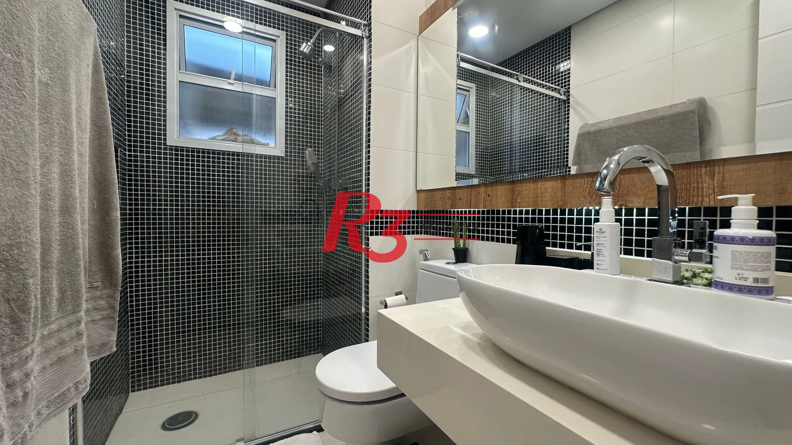 Apartamento com 2 dormitórios à venda, 101 m² por R$ 1.400.000,00 - José Menino - Santos/SP