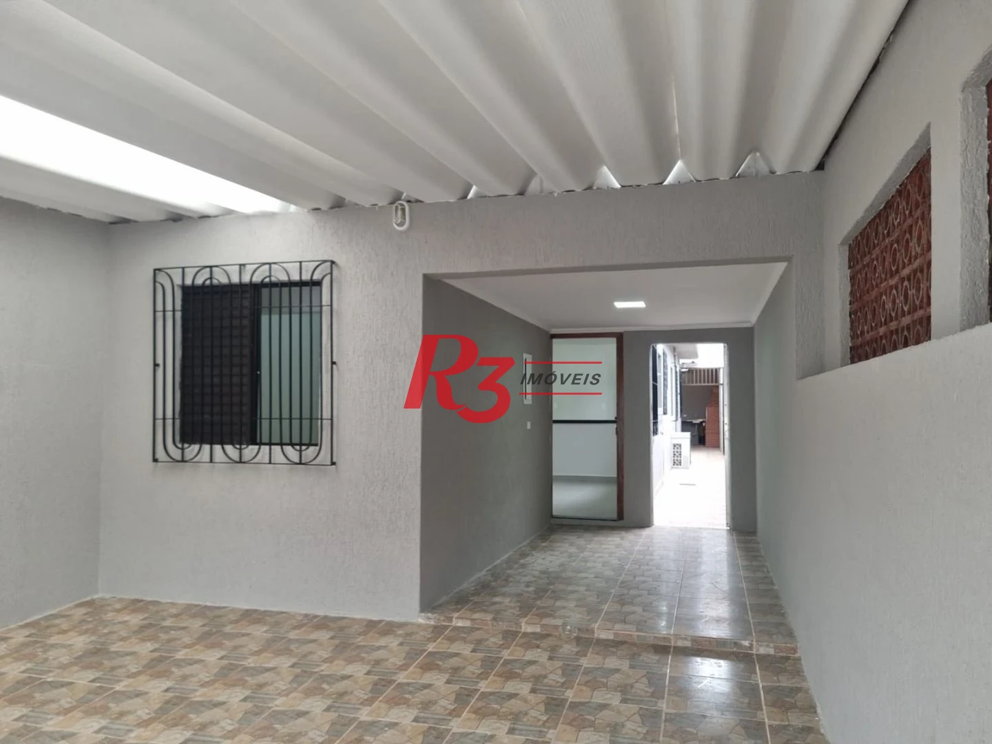 Casa com 3 dormitórios à venda, 150 m² por R$ 500.000,00 - Vila São Jorge - São Vicente/SP