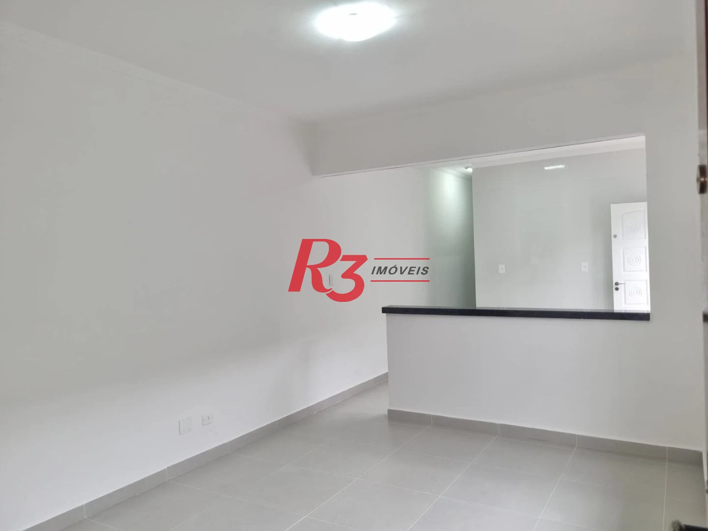 Casa com 3 dormitórios à venda, 150 m² por R$ 500.000,00 - Vila São Jorge - São Vicente/SP