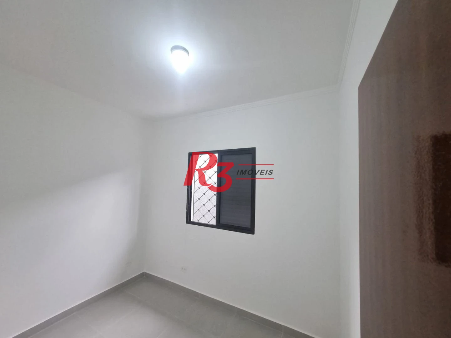 Casa com 3 dormitórios à venda, 150 m² por R$ 500.000,00 - Vila São Jorge - São Vicente/SP