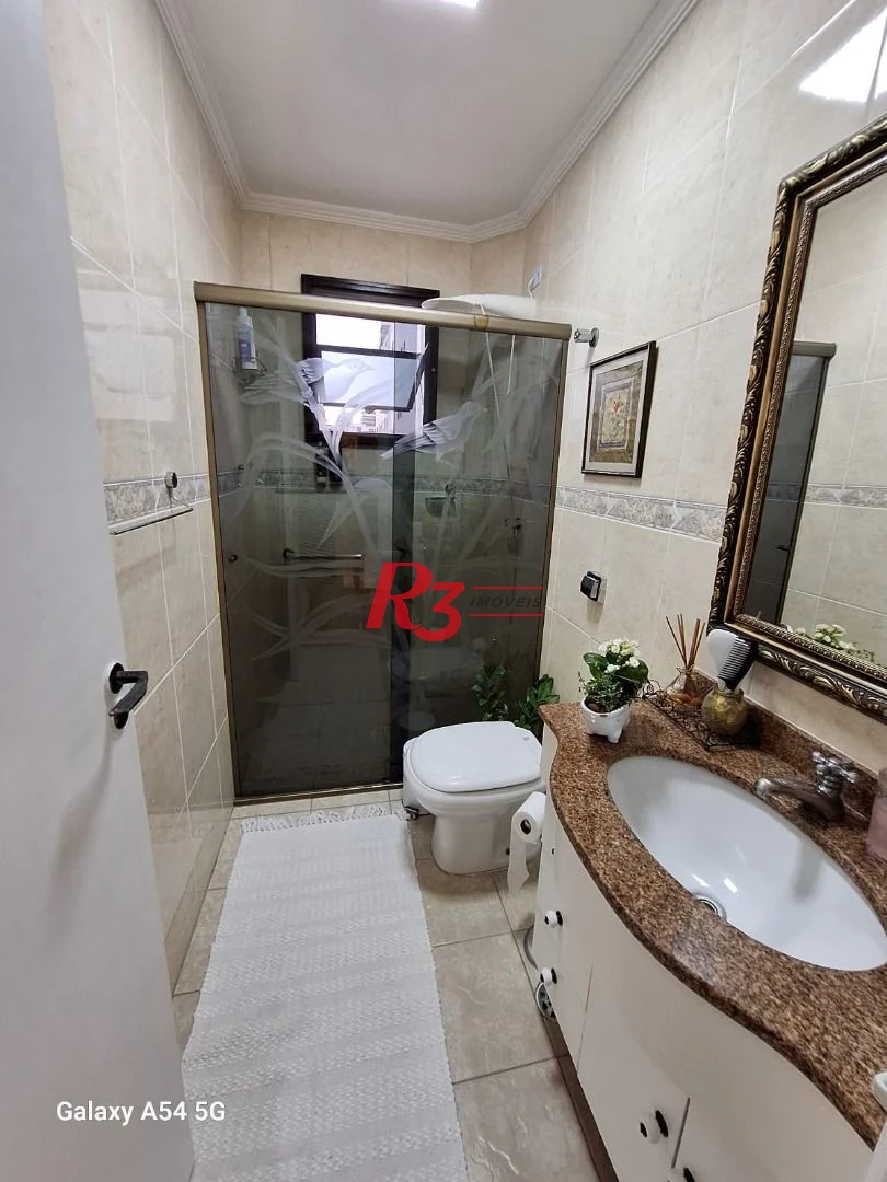 Apartamento com 2 dormitórios à venda, 96 m² por R$ 606.000,00 - Vila Guilhermina - Praia Grande/SP