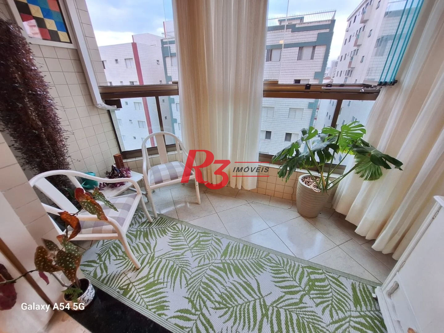 Apartamento com 2 dormitórios à venda, 96 m² por R$ 606.000,00 - Vila Guilhermina - Praia Grande/SP