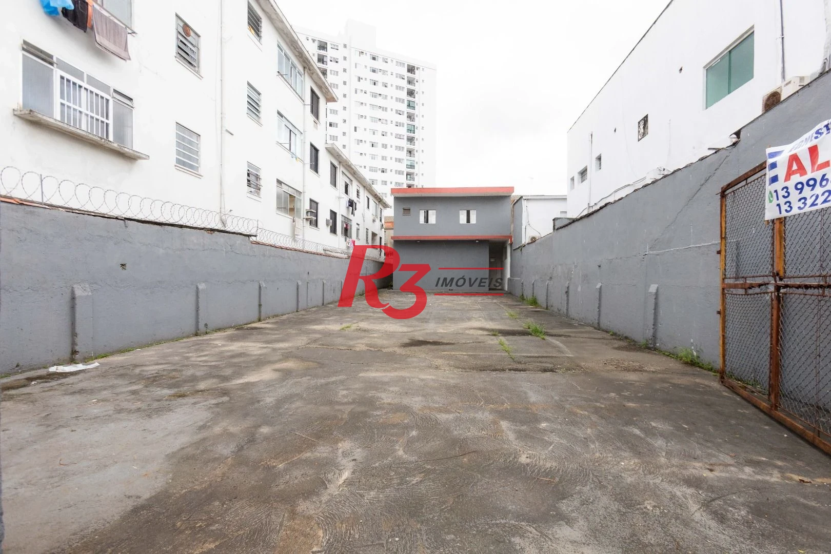 Terreno para alugar, 470 m² por R$ 13.450,00/mês - Macuco - Santos/SP