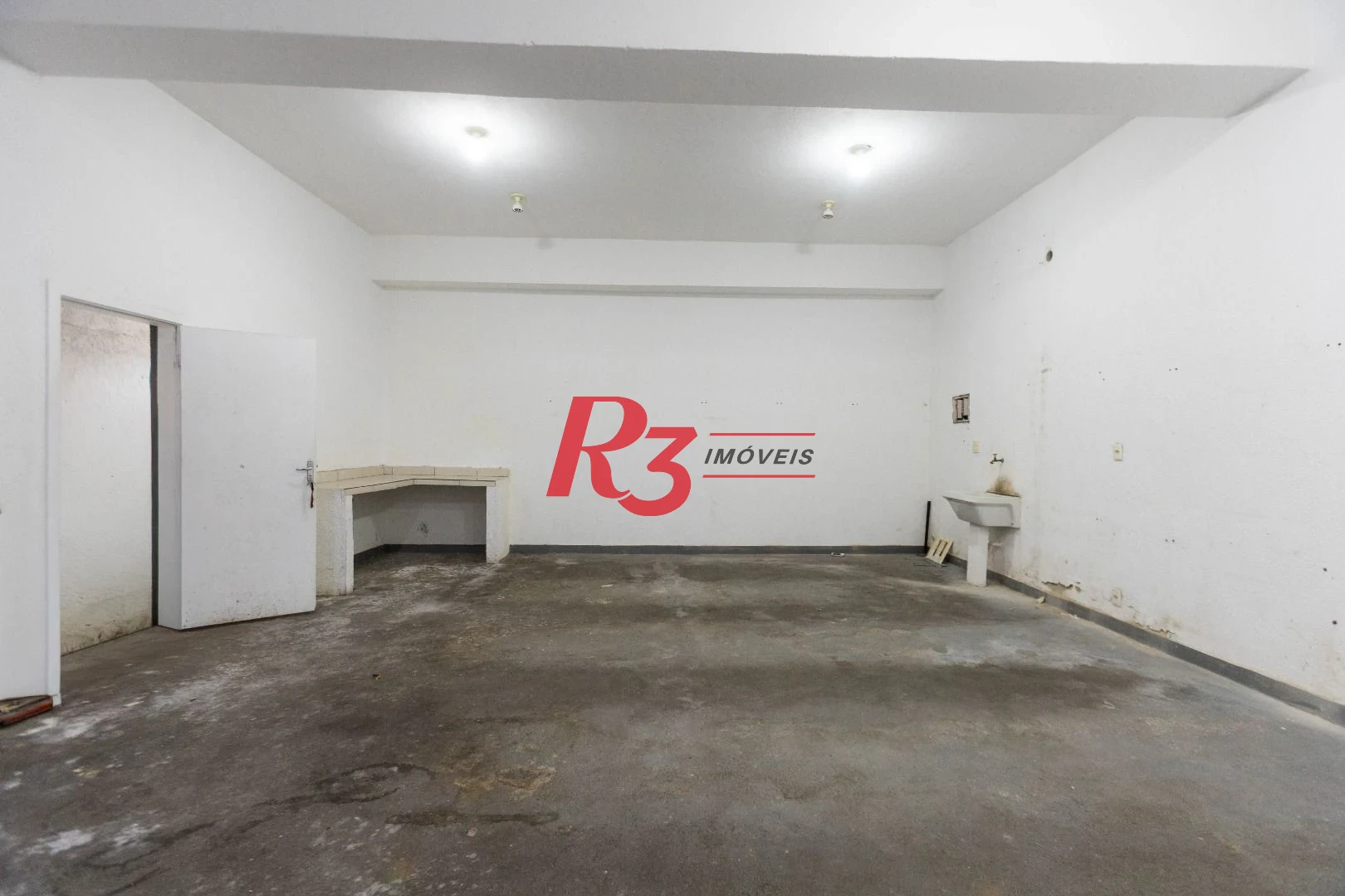 Terreno para alugar, 470 m² por R$ 13.450,00/mês - Macuco - Santos/SP