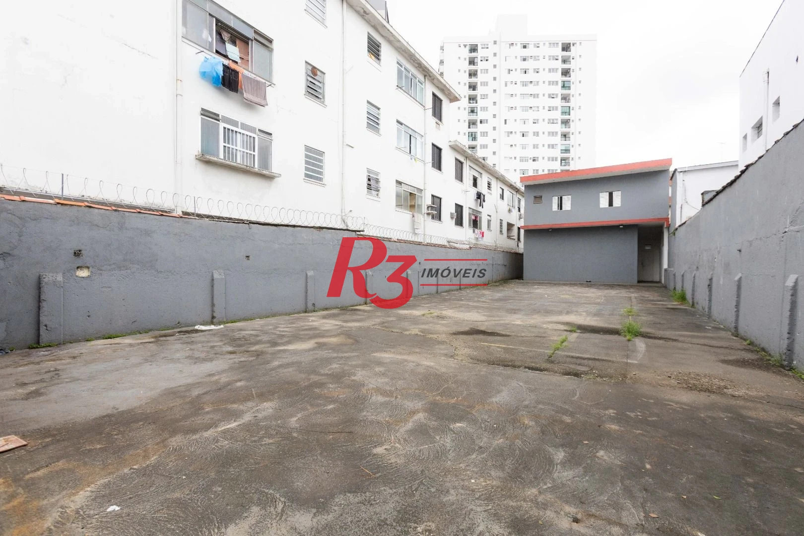 Terreno para alugar, 470 m² por R$ 13.450,00/mês - Macuco - Santos/SP