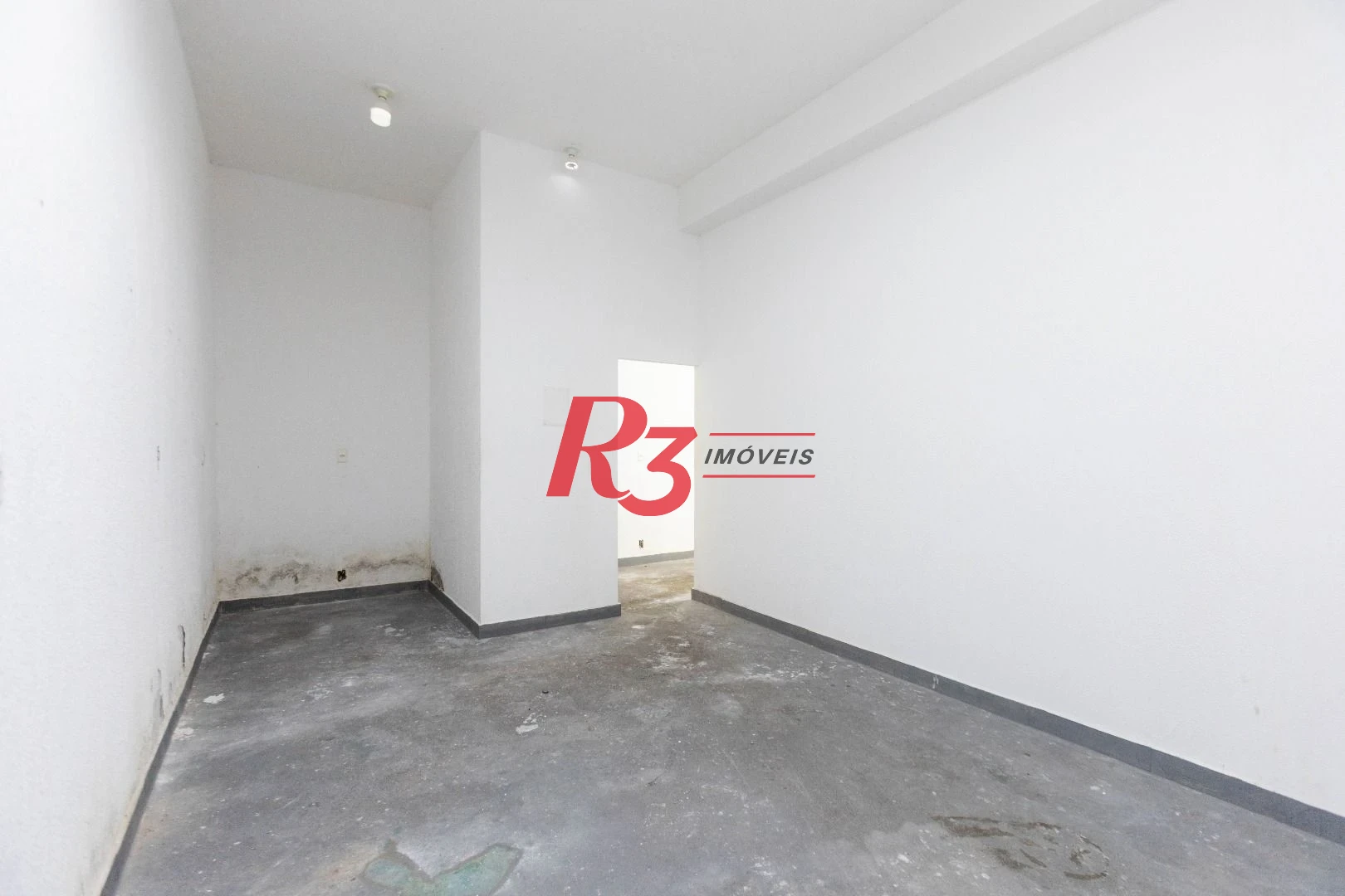 Terreno para alugar, 470 m² por R$ 13.450,00/mês - Macuco - Santos/SP
