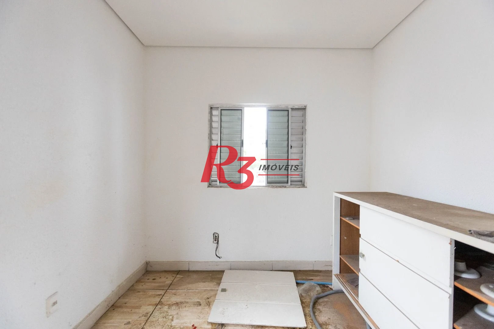 Terreno para alugar, 470 m² por R$ 13.450,00/mês - Macuco - Santos/SP