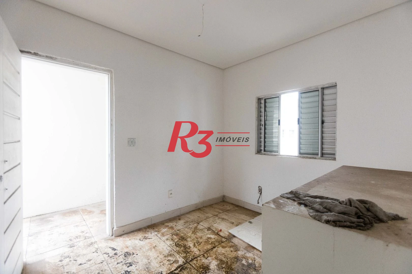 Terreno para alugar, 470 m² por R$ 13.450,00/mês - Macuco - Santos/SP