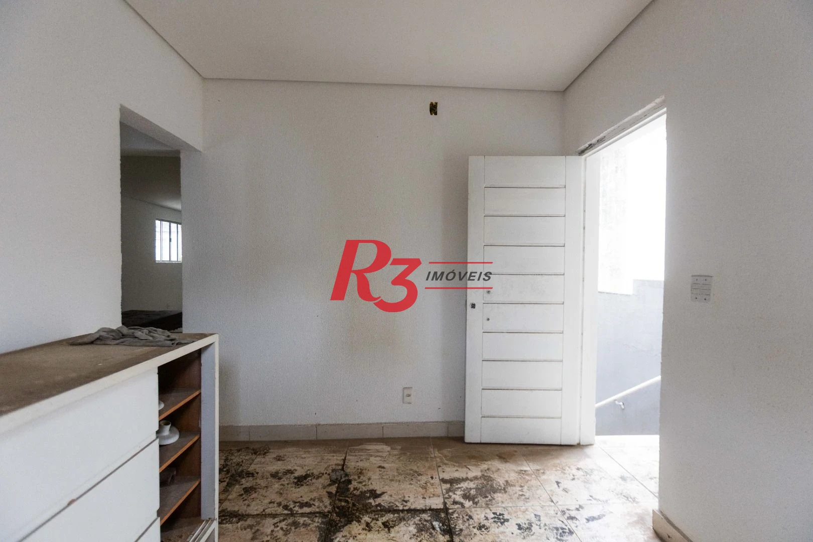 Terreno para alugar, 470 m² por R$ 13.450,00/mês - Macuco - Santos/SP