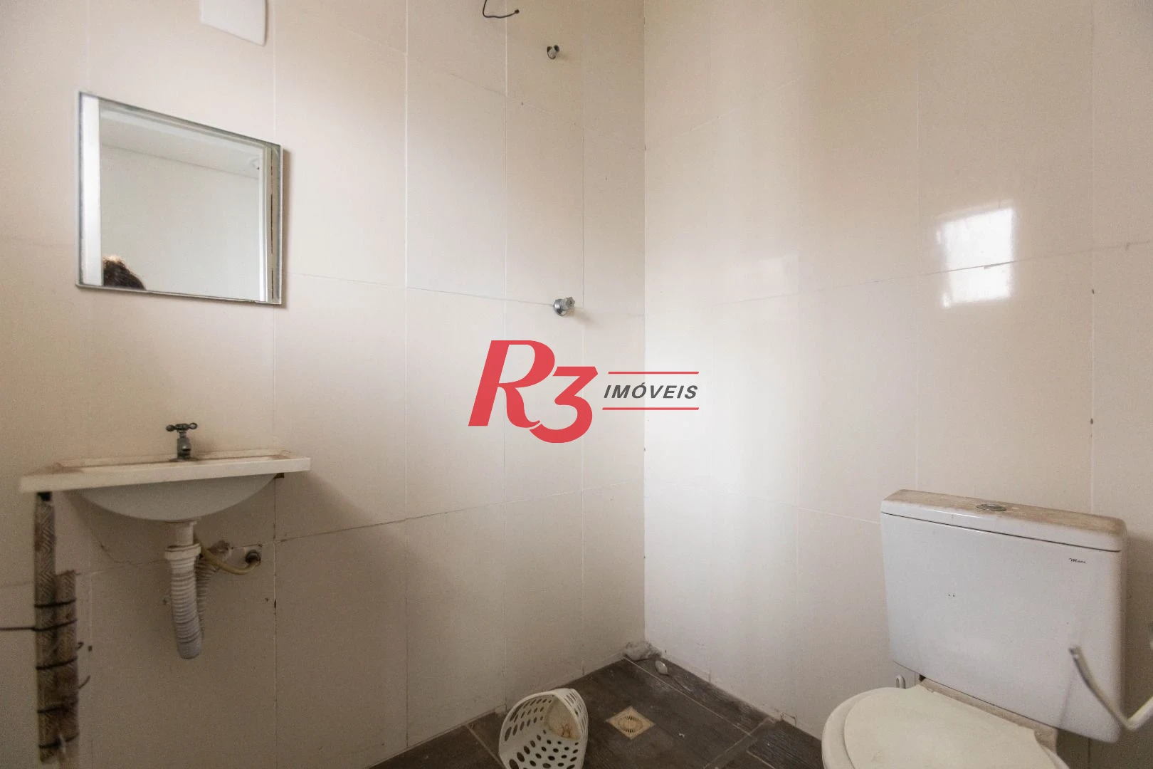 Terreno para alugar, 470 m² por R$ 13.450,00/mês - Macuco - Santos/SP