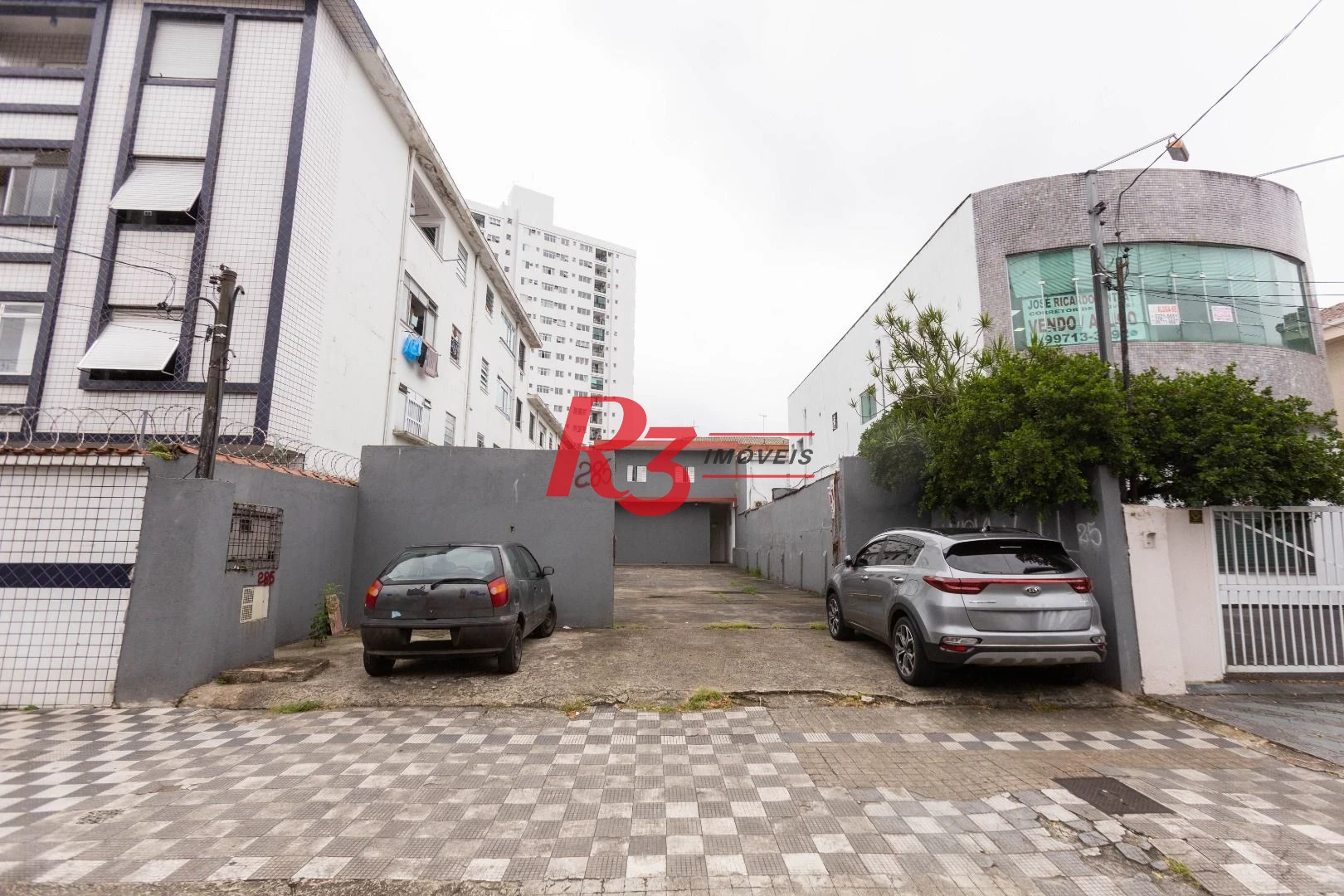 Terreno para alugar, 470 m² por R$ 13.450,00/mês - Macuco - Santos/SP
