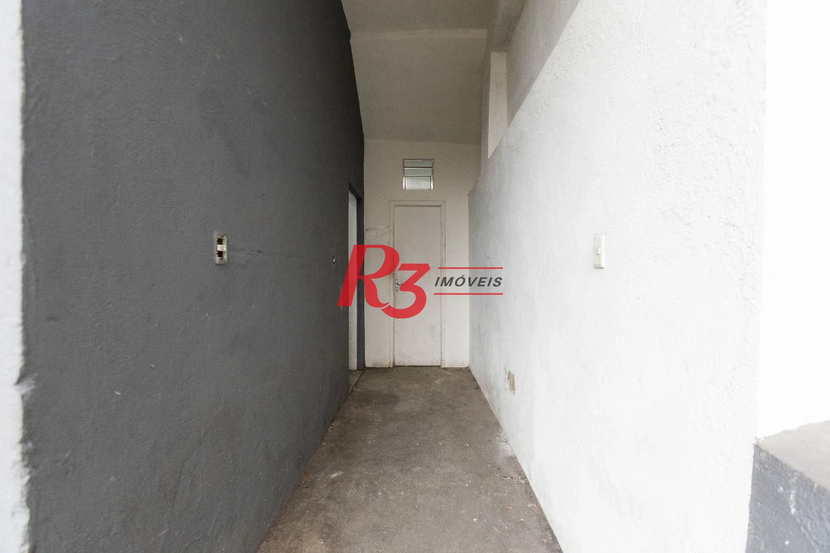 Terreno para alugar, 470 m² por R$ 13.450,00/mês - Macuco - Santos/SP