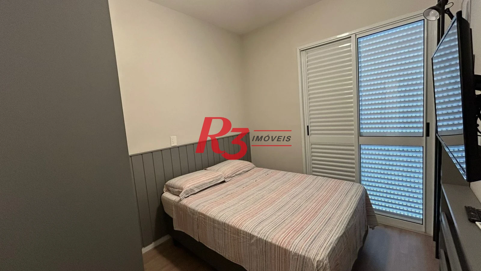 Apartamento com 2 dormitórios à venda, 80 m² por R$ 960.000,00 - Gonzaga - Santos/SP