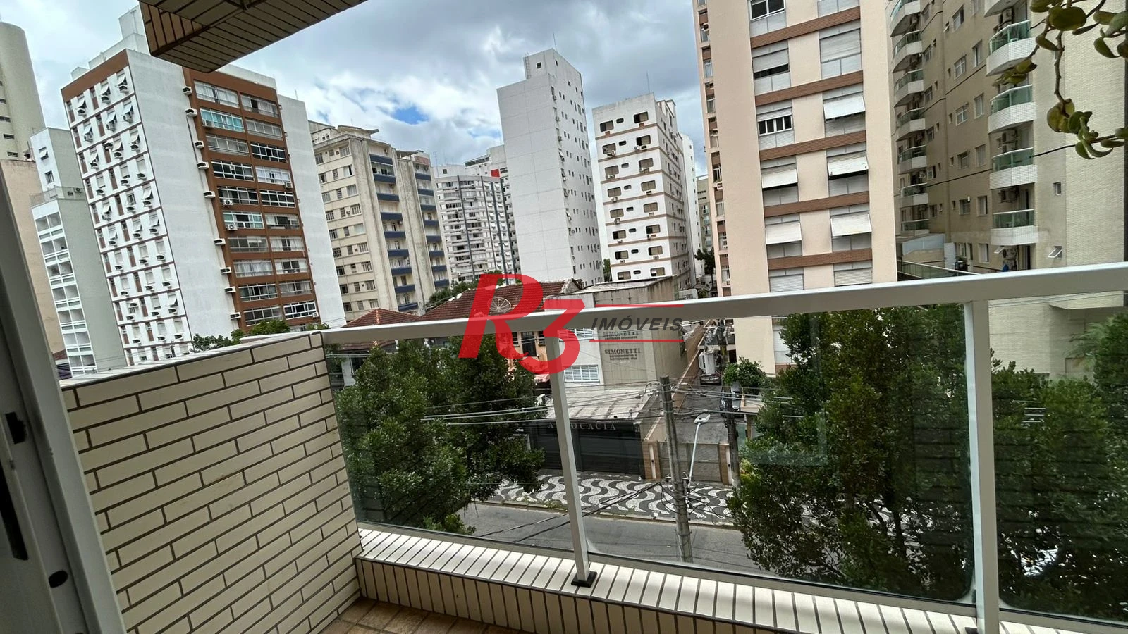 Apartamento com 2 dormitórios à venda, 80 m² por R$ 960.000,00 - Gonzaga - Santos/SP